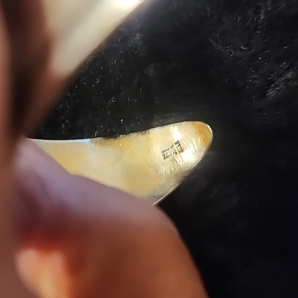 RARE RETIRED James Avery beautiful Sterling Silver and Black Onyx Cuff - Picture 4 of 5